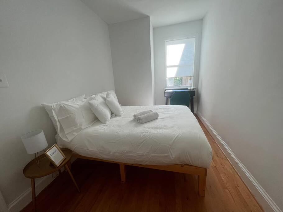 3-Bedroom House With Cute Patio Explore Dc On Foot Ουάσινγκτον Εξωτερικό φωτογραφία